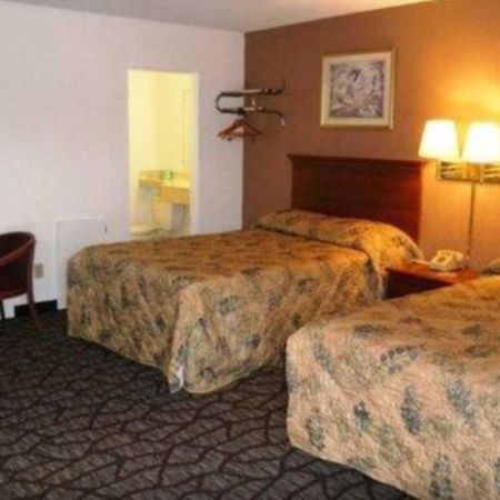 Rodeway Inn Youngstown Luaran gambar