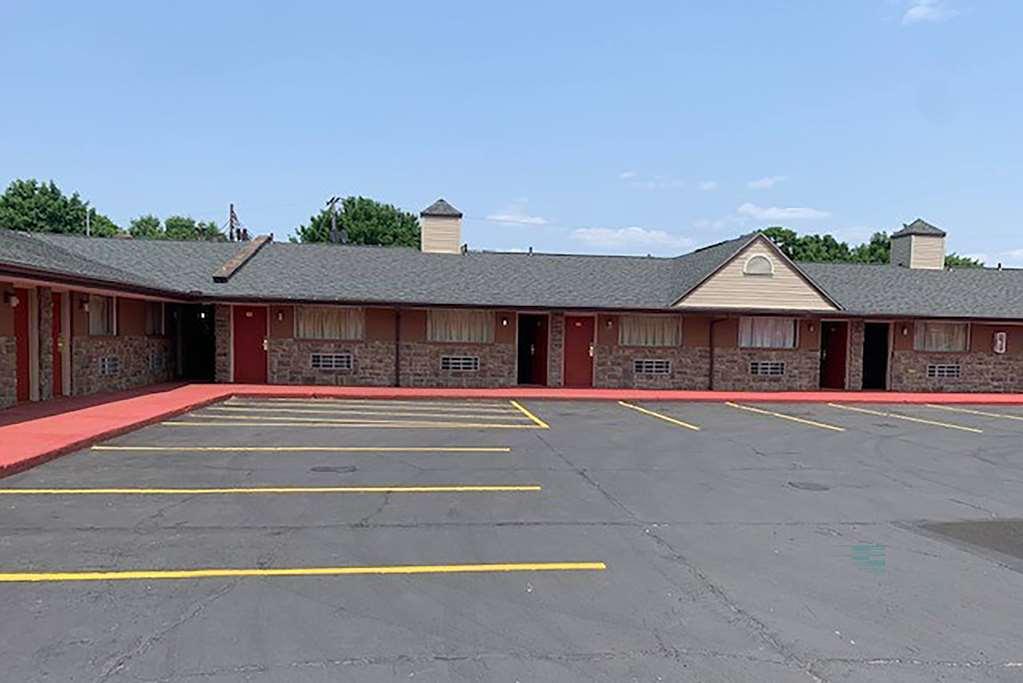 Rodeway Inn Youngstown Luaran gambar